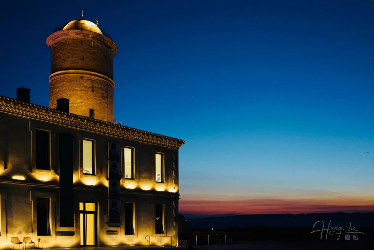 Marseille-historic-building-and-tower-at-sunset