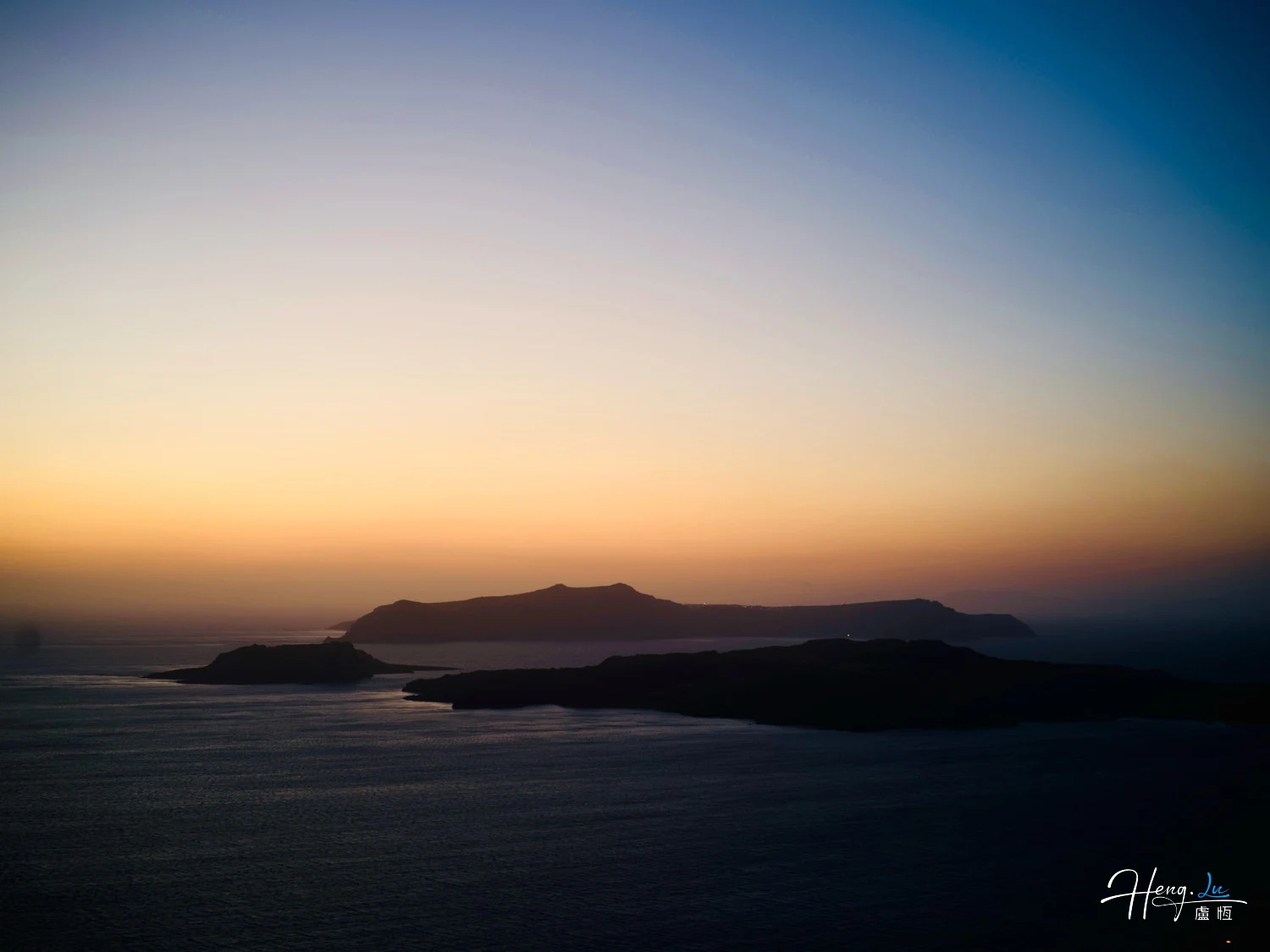 Evening-haze-over-sea-and-islands