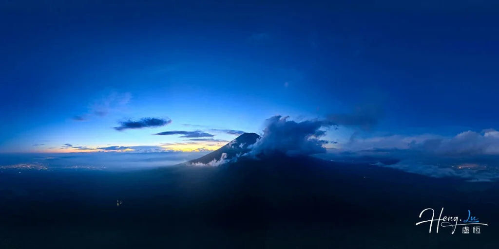 Testing-Mountain-peak-surrounded-by-clouds-at-dawn