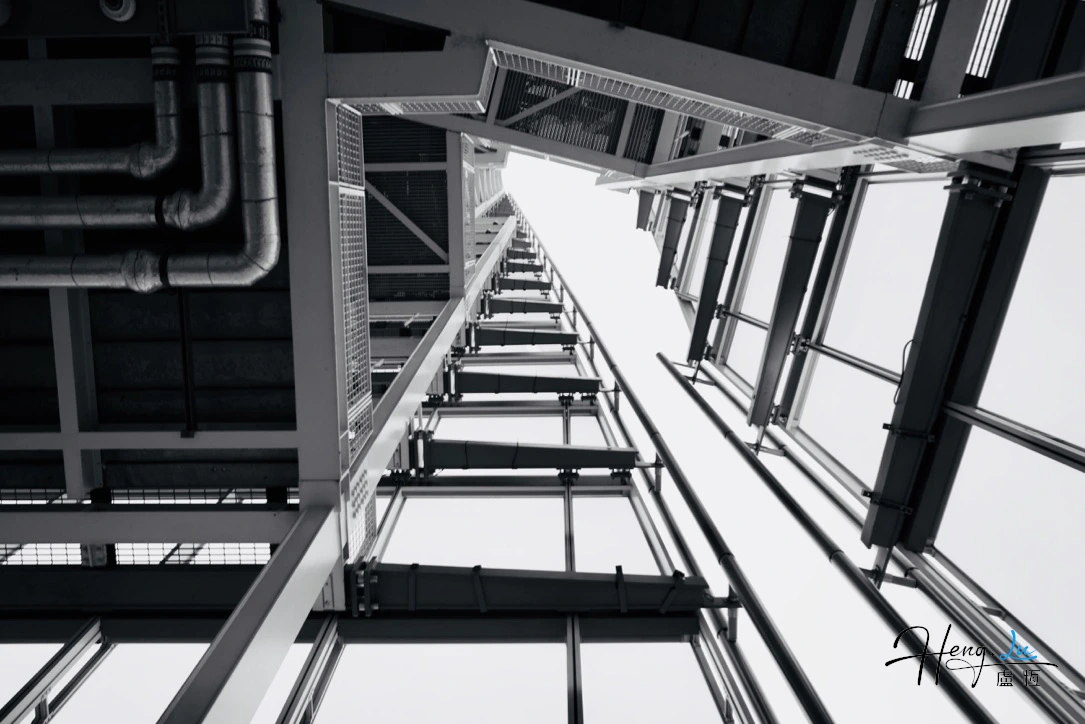 modern-architecture-steel-structure-upward-perspective